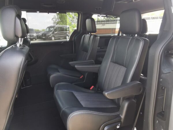 Lancia Voyager S 2.8 CRD 7 Sitze 2xDVD TÜV Neu+Garantie – Bild 11