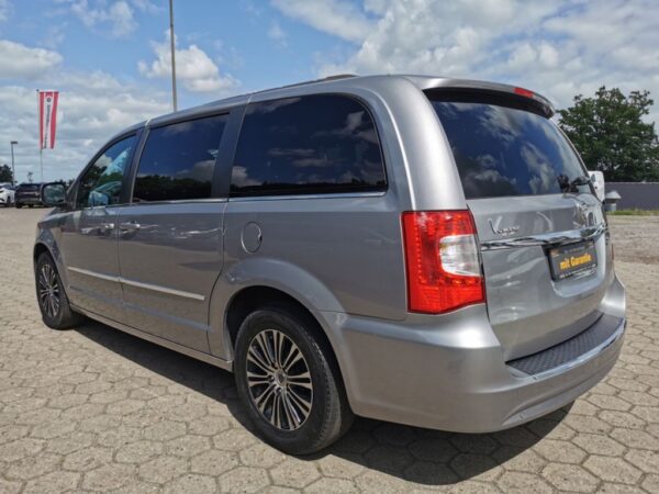 Lancia Voyager S 2.8 CRD 7 Sitze Navi TÜV Neu+Garantie – Bild 5
