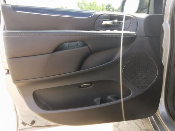 Lancia Voyager S 2.8 CRD 7 Sitze Navi TÜV Neu+Garantie – Bild 15