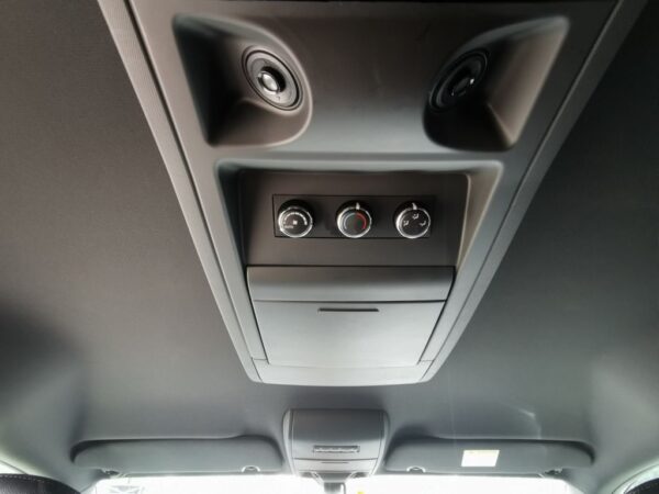 Lancia Voyager S 2.8 CRD 7 Sitze Navi TÜV Neu+Garantie – Bild 16