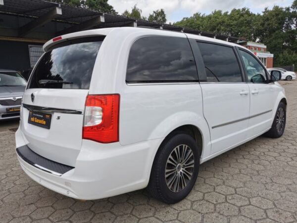 Lancia Voyager S 2.8 CRD 7 Sitze Navi TÜV Neu+Garantie – Bild 7