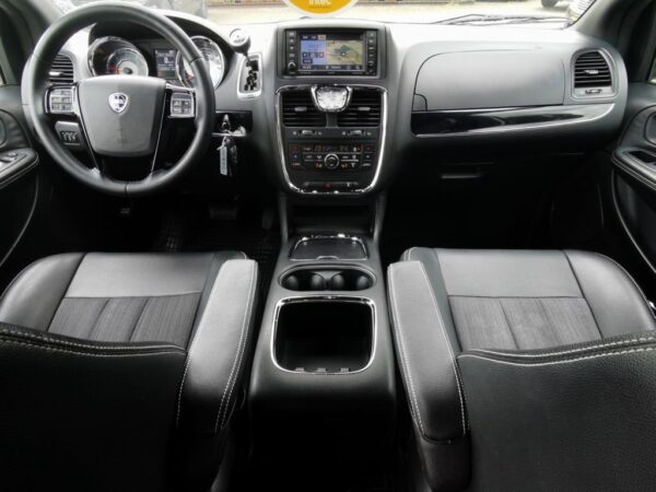 Lancia Voyager S 2.8 CRD 7 Sitze Navi TÜV Neu+Garantie – Bild 9