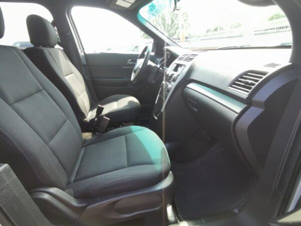 Ford Explorer 3.7 V6 AWD Police Interceptor – Bild 10