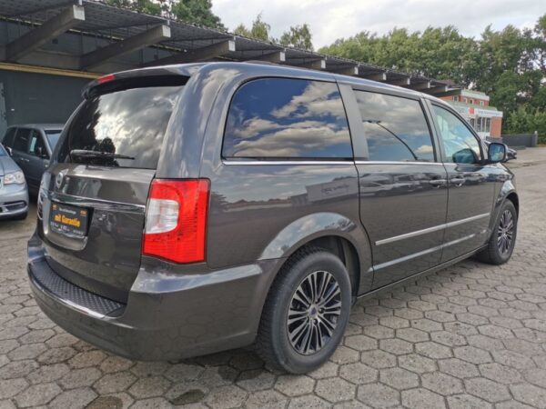 Lancia Voyager S 2.8 CRD 7 Sitze Navi TÜV Neu+Garantie – Bild 6