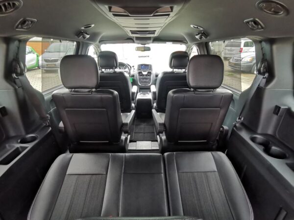 Lancia Voyager S 2.8 CRD Navi TÜV Neu+Garantie – Bild 16