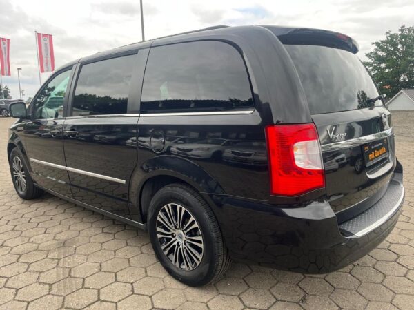 Lancia Voyager S 2.8 CRD 7 Sitzer Navi TÜV Neu+Garantie – Bild 6