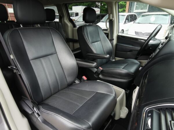 Lancia Voyager 2.8 CRD 7 Sitze TÜV Neu+Garantie – Bild 11