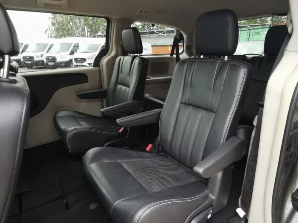 Lancia Voyager 2.8 CRD 7 Sitze TÜV Neu+Garantie – Bild 13