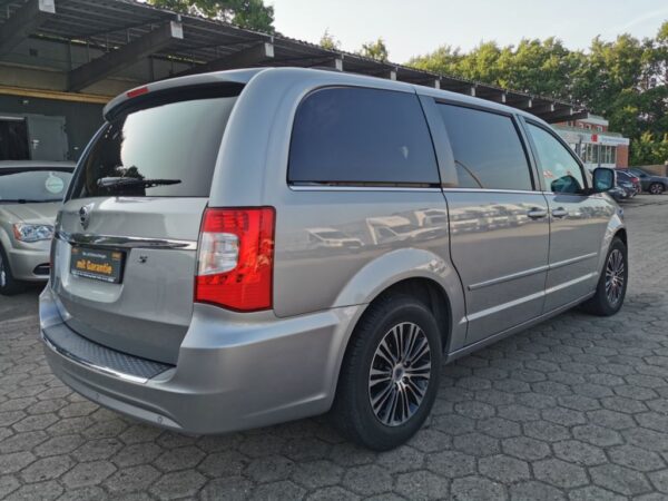 Lancia Voyager S 2.8 CRD 7 Sitze Navi TÜV Neu+Garantie – Bild 7