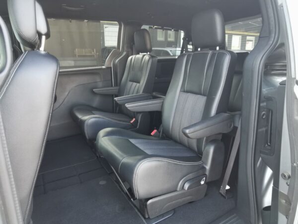 Lancia Voyager S 2.8 CRD 7 Sitze Navi TÜV Neu+Garantie – Bild 11